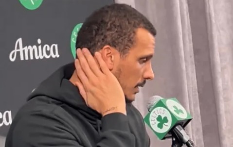 官方网站-马祖拉：怀特的价值并不在于投篮效率，这对他是个加分项