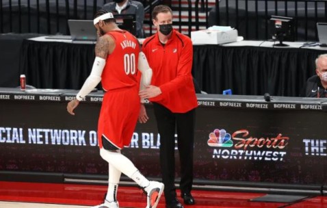 库追挡拆外勇士急需额外武器 新助教带来生机？