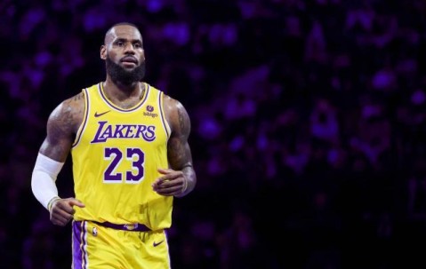 澳洲幸运10-詹姆斯谈两队罚球悬殊：他们犯规了 我们没有犯规