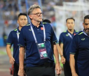 Auzhou ⑩-专访特鲁西埃②：中越足球相似 要实现梦想应更开放